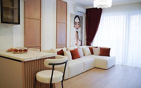 Vitralium Apartments